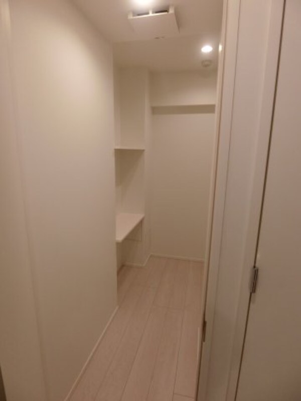 収納(他のお部屋の参考写真となります。)