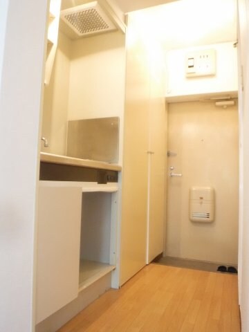 物件内観写真3　(他のお部屋の参考写真となります。)