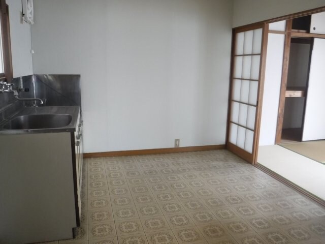 物件内観写真3　(別室の参考イメージになります)