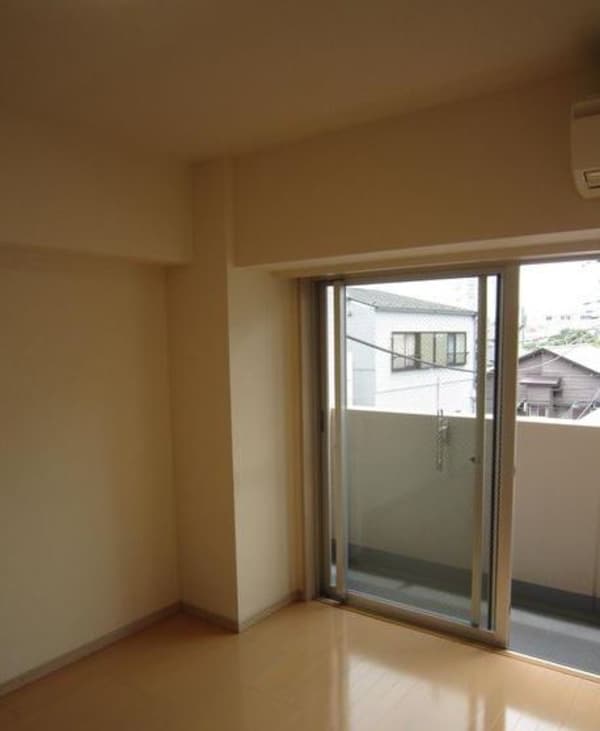 寝室(他のお部屋の参考写真となります。)