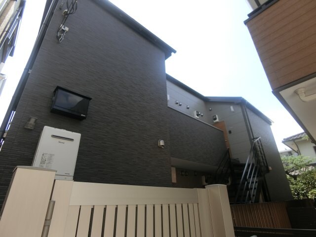 物件外観写真1　(新丸子徒歩５分♪)