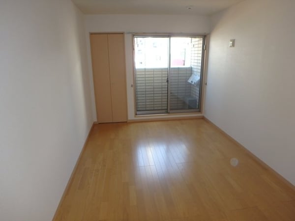 洋室(他のお部屋の参考写真となります。)