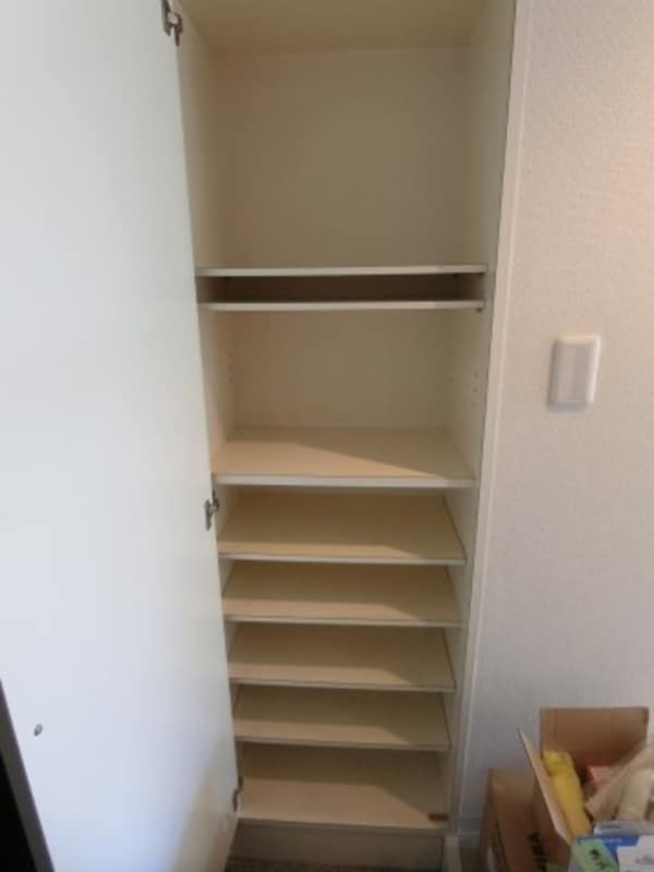 収納(他のお部屋の参考写真となります。)