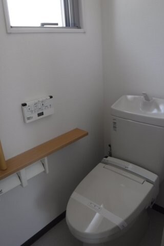 物件内観写真7　(他のお部屋の参考写真となります。)