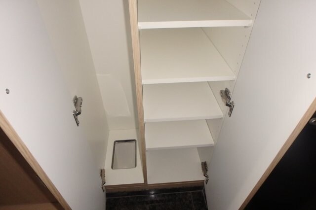 物件内観写真16　(他のお部屋の参考写真です。)