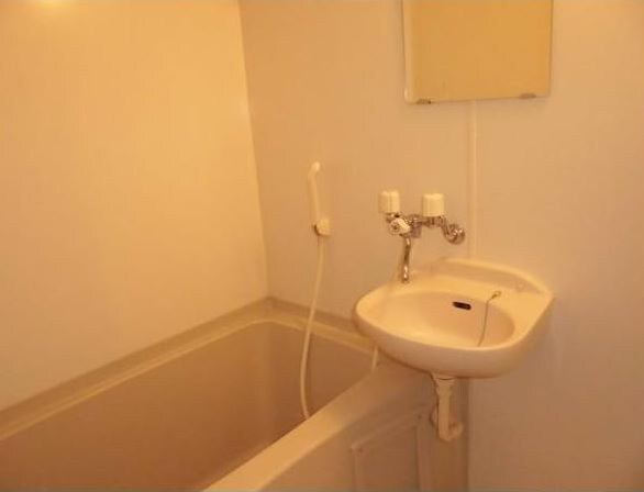 物件内観写真7　(他のお部屋の参考写真となります。)