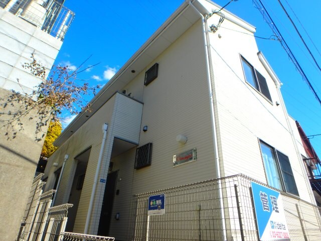 物件外観写真1　(2010年完成☆陽当たり良好☆)