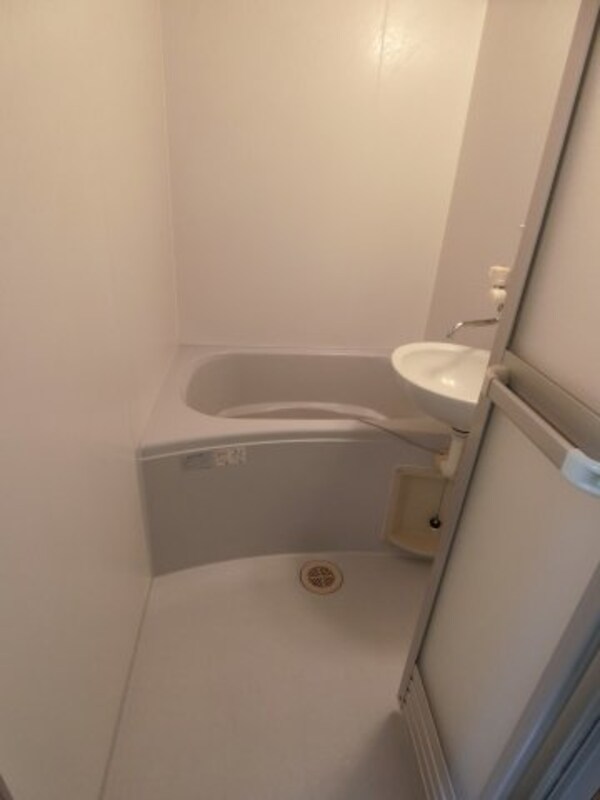 浴室(他のお部屋の参考写真となります。)