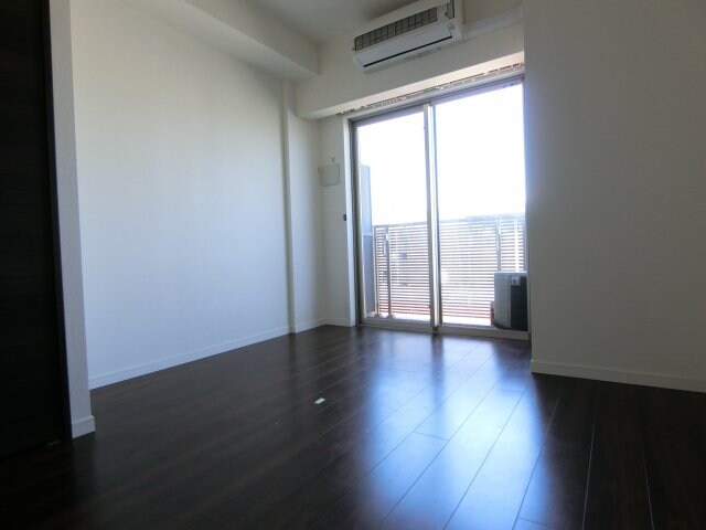 物件内観写真3　(他のお部屋の参考写真となります。)