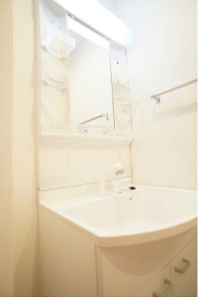 物件内観写真8　(他のお部屋の参考写真となります。)