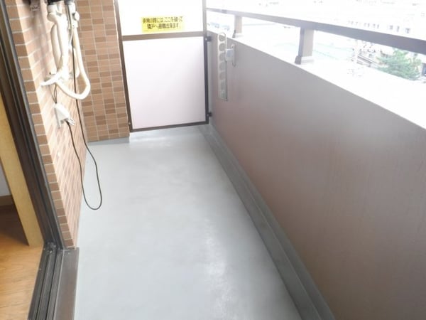 バルコニー(他のお部屋の参考写真となります。)