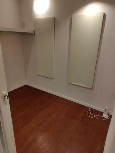 物件内観写真10　(防音室)