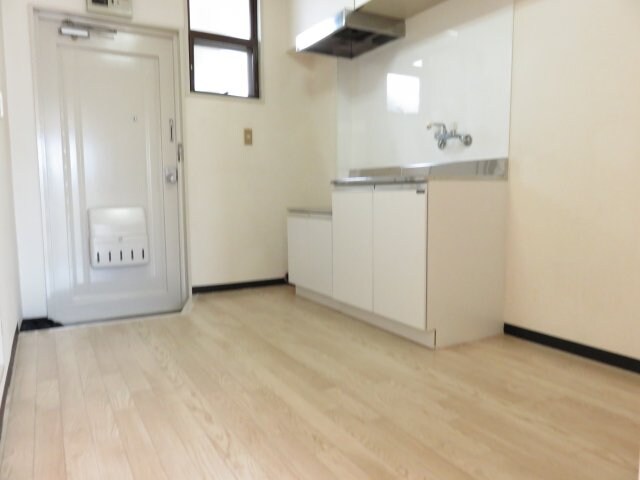 物件内観写真3　(他のお部屋の参考写真となります。)