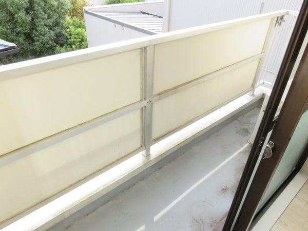 バルコニー(他のお部屋の参考写真となります。)