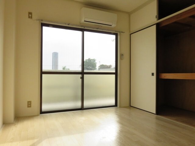 物件内観写真17　(他のお部屋の参考写真となります。)