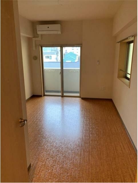 物件内観写真8　(他のお部屋の参考写真となります。)