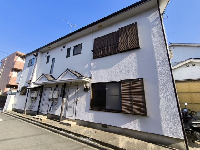 物件外観写真1　(1990年完成♪)