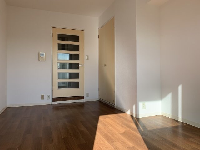 物件内観写真6　(他のお部屋の参考写真となります。)