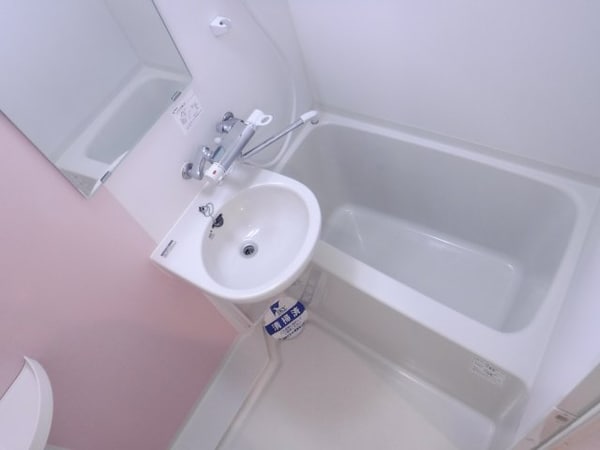 浴室(他のお部屋の参考写真となります。)