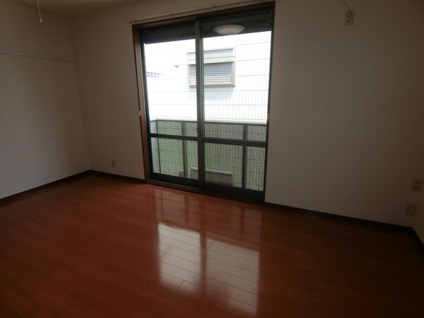 居室(他のお部屋の参考写真となります。)