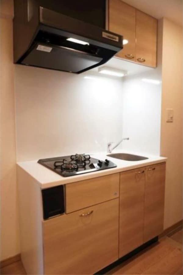 キッチン(他のお部屋の参考写真となります。)