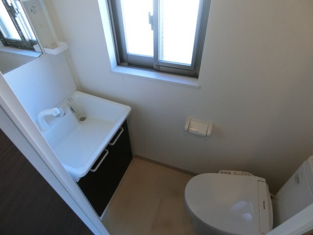 物件内観写真5　(他のお部屋の参考写真となります。)