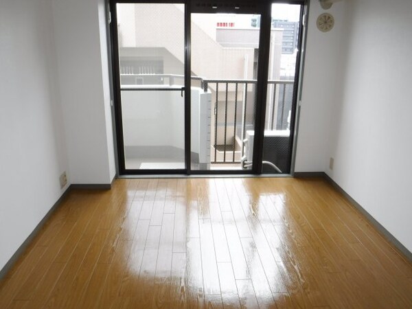 洋室(他のお部屋の参考写真となります。)