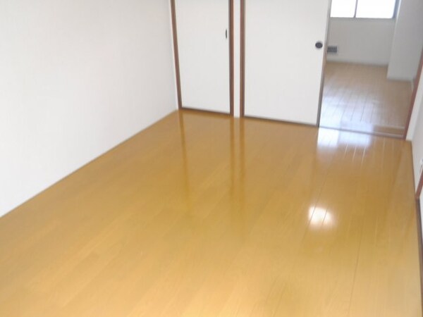 寝室(別部屋参考写真)