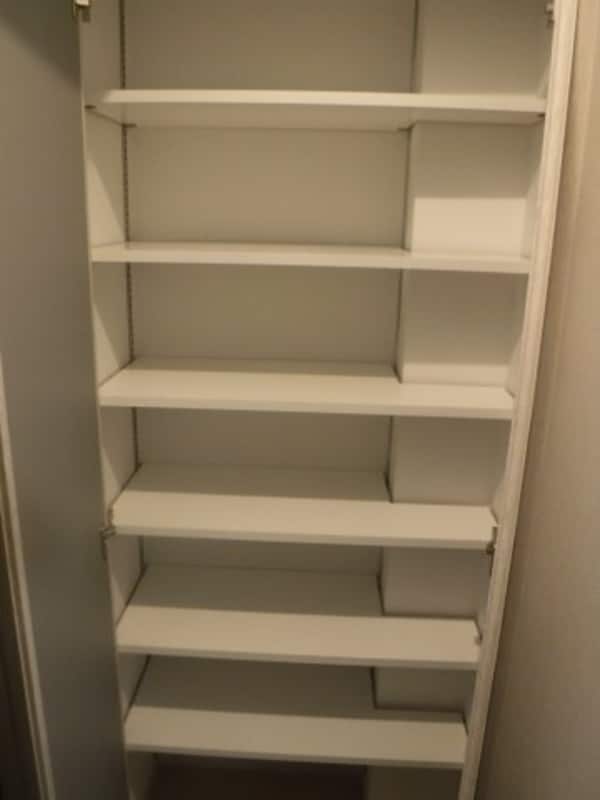 玄関(他のお部屋の参考写真となります。)