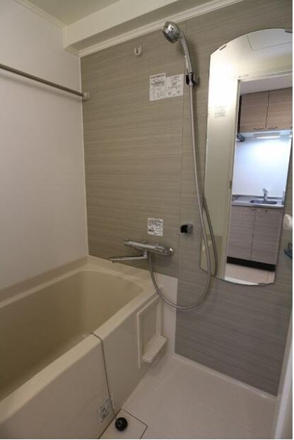 物件内観写真4　(他のお部屋の参考写真となります。)