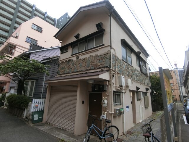 さつき荘西の物件外観写真