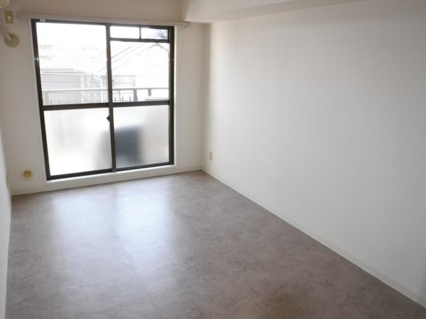 居室(他のお部屋の参考写真となります。)