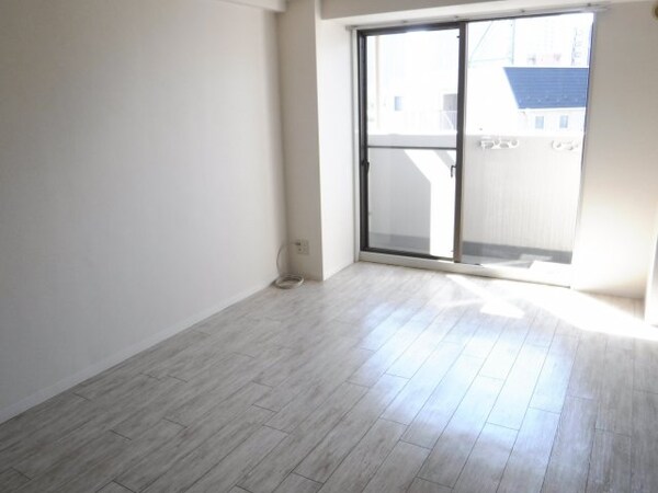 寝室(他のお部屋の参考写真となります。)