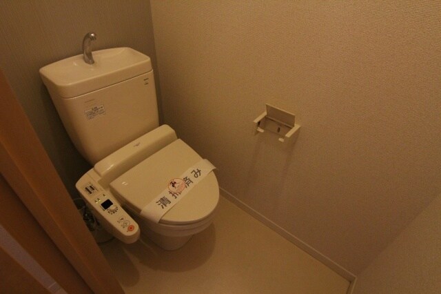 物件内観写真6　(他のお部屋の参考写真となります。)