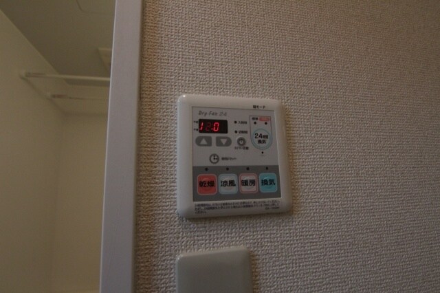 物件内観写真14　(他のお部屋の参考写真となります。)