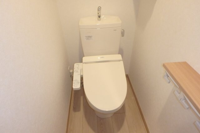 物件内観写真10　(他のお部屋の参考写真です。)