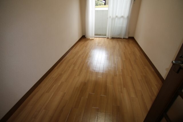 物件内観写真3　(他のお部屋の参考写真となります。)