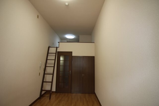 物件内観写真7　(他のお部屋の参考写真となります。)