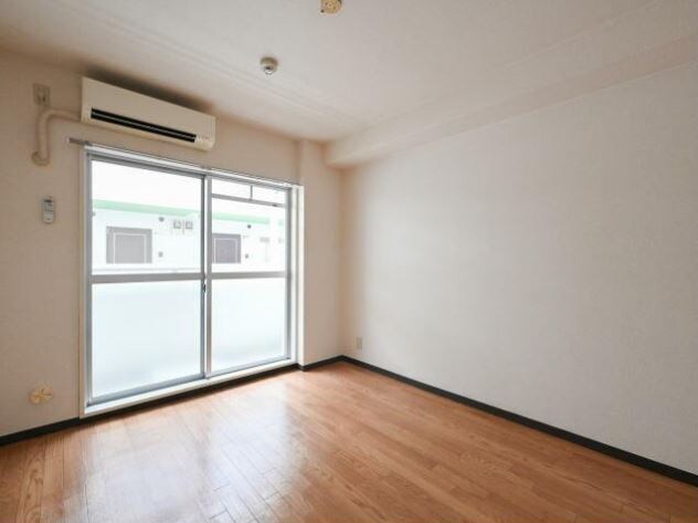 物件内観写真4　(他のお部屋の参考写真となります。)