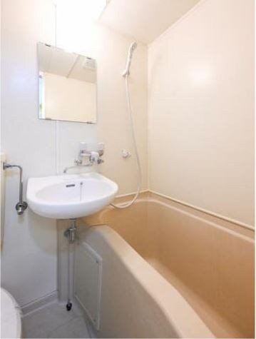 物件内観写真5　(他のお部屋の参考写真となります。)