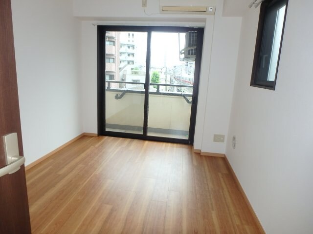 物件内観写真8　(他のお部屋の参考写真となります。)