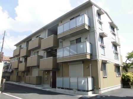 物件外観写真1　(2010年完成♪)