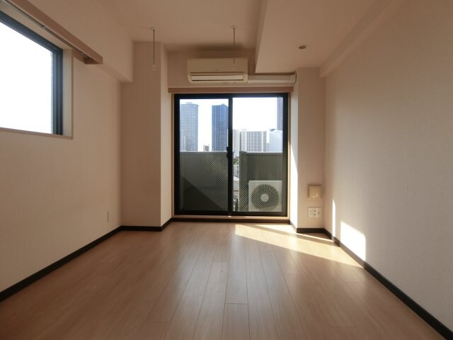 物件内観写真4　(他のお部屋の参考写真となります。)