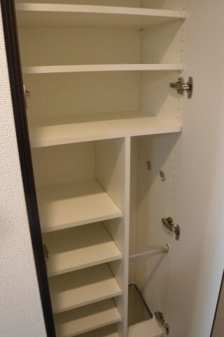 物件内観写真14　(他のお部屋の参考写真となります。)