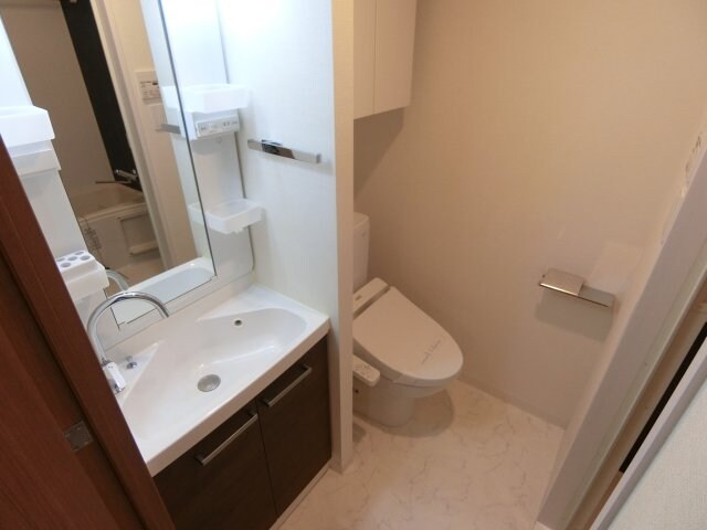 物件内観写真10　(他のお部屋の参考写真となります。)