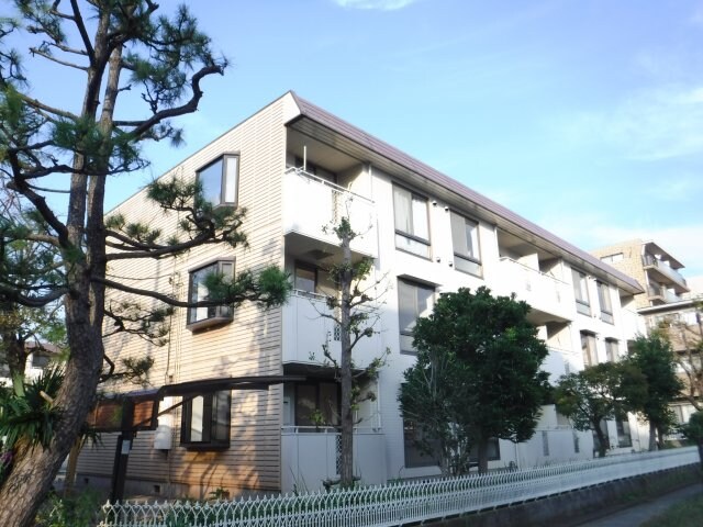 物件外観写真1　(インターネット無料です♪)