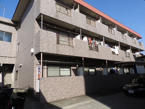 外観(スーパー徒歩4分♪)