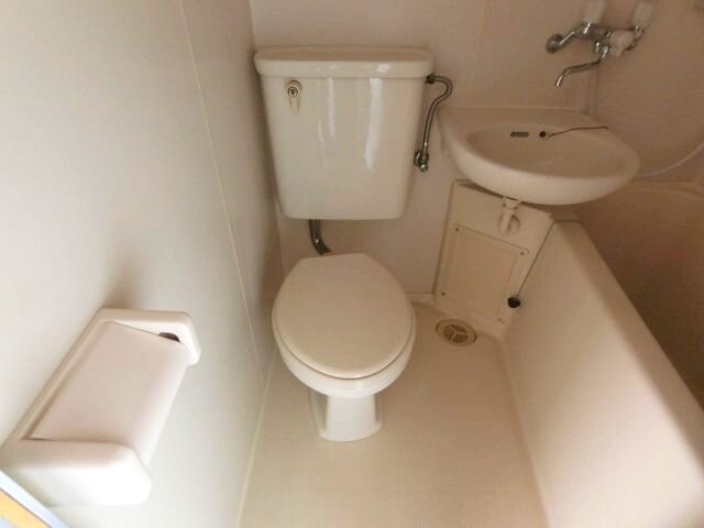 物件内観写真8　(他のお部屋の参考写真となります。)