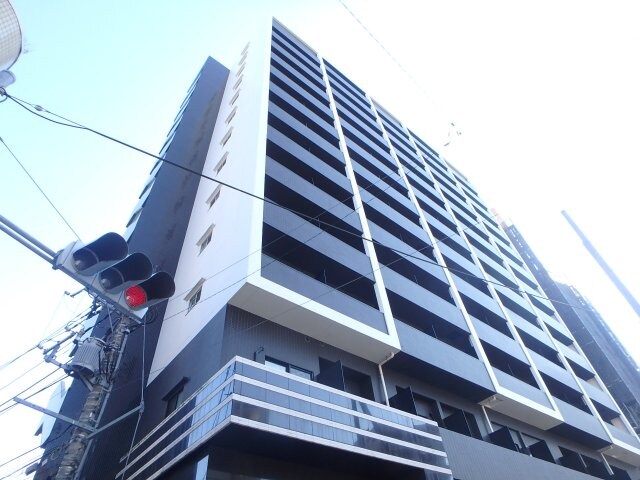 物件外観写真1　(2009年完成ダブルオートロック完備♪)