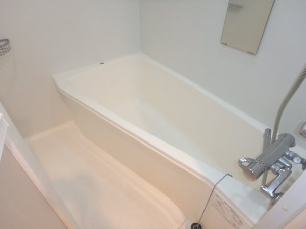 浴室(他のお部屋の参考写真となります。)